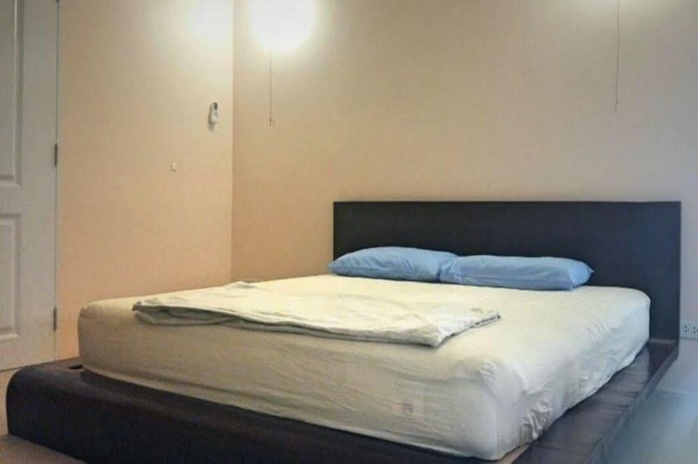Bakeroom Hostel Chiang Mai Extérieur photo